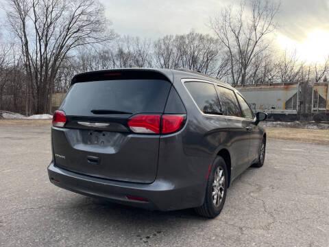 2021 Chrysler Voyager LXi