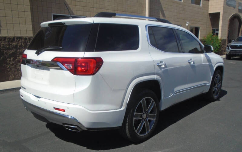 2019 GMC Acadia Denali