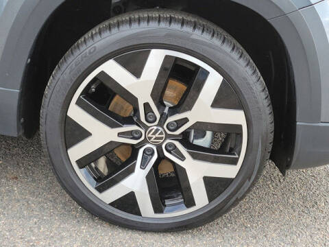 2023 Volkswagen Taos SEL 4Motion