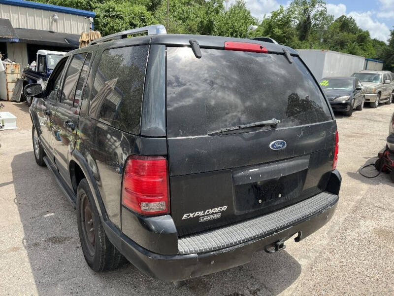 2004 Ford Explorer Limited