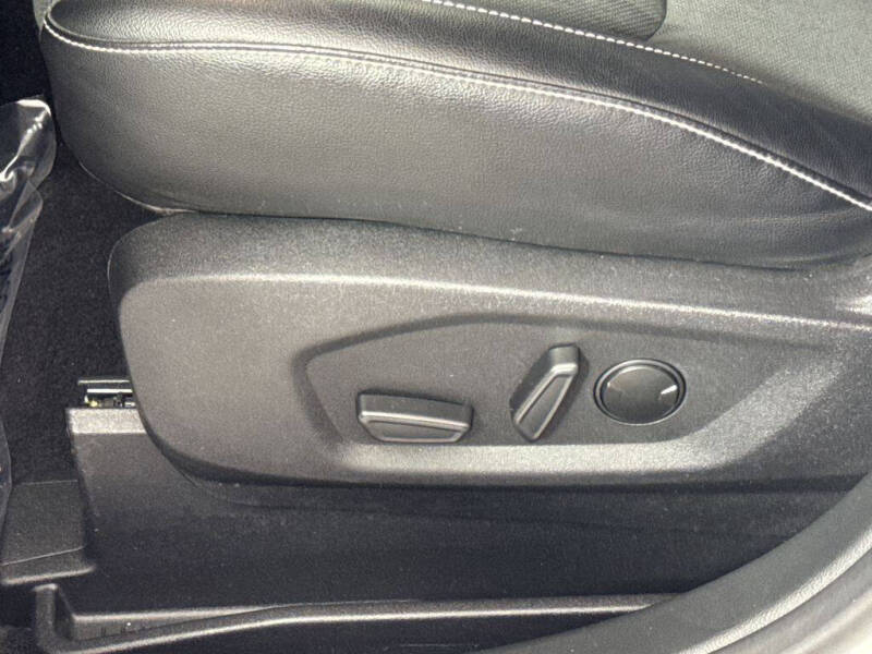 2022 Ford Edge ST