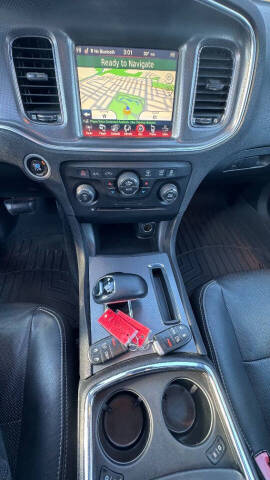 2012 Dodge Charger SXT