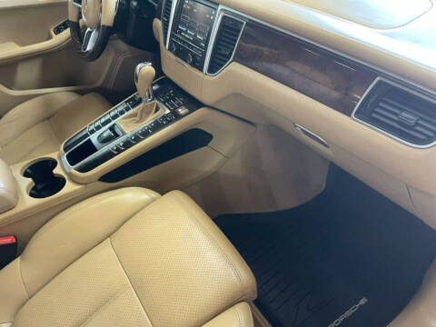 2015 Porsche Macan S