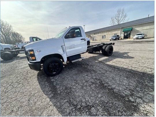 2024 Chevrolet Silverado 5500HD