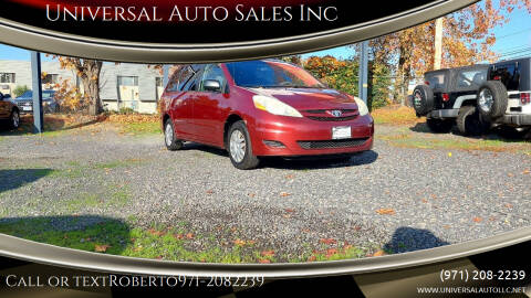 2006 Toyota Sienna for sale at Universal Auto Sales Inc in Salem OR