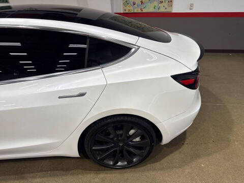 2020 Tesla Model 3 Performance