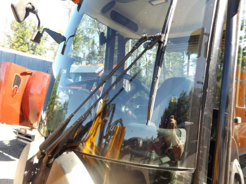 2022 JCB 407B