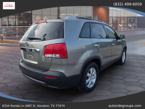 2011 Kia Sorento LX