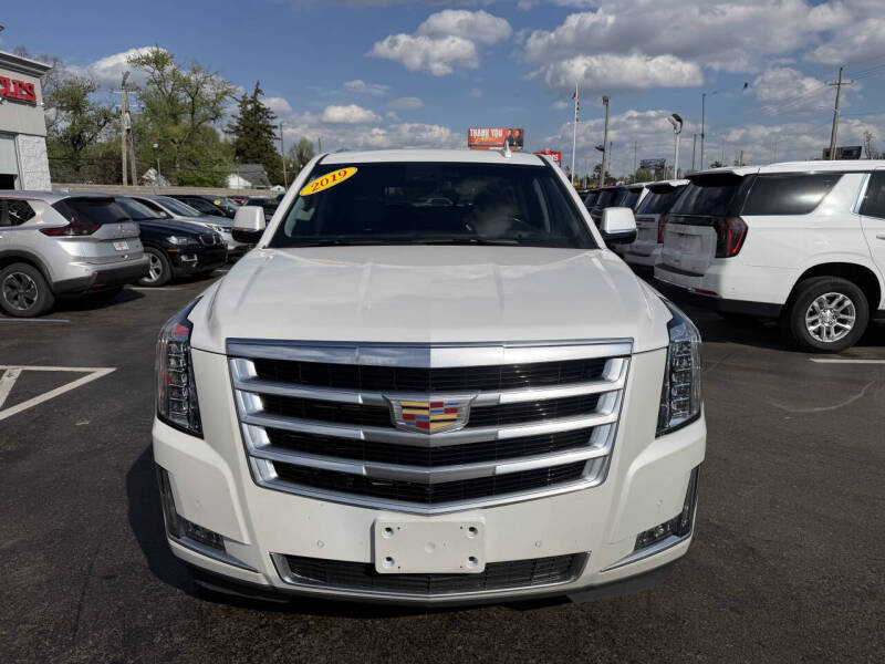 2019 Cadillac Escalade Luxury