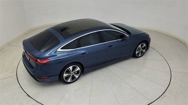 2025 Audi A6 Sportback e-tron quattro Prestige