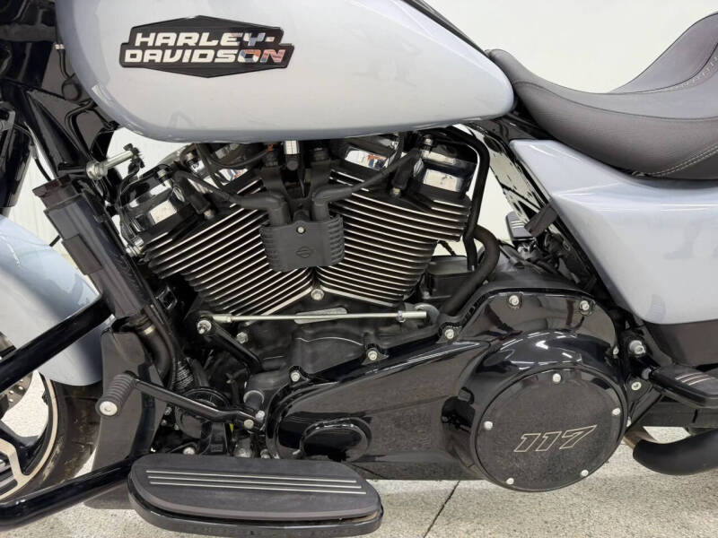 2024 Harley-Davidson Street Glide