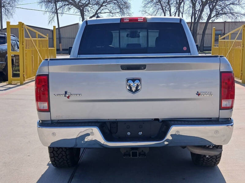 2017 RAM 1500 SLT