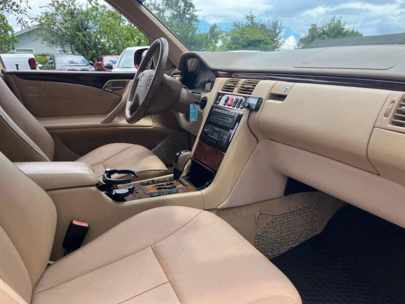 2002 Mercedes-Benz E-Class E 320