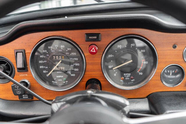 1973 Triumph TR6 17