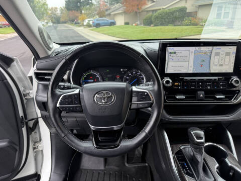 2020 Toyota Highlander Hybrid Limited