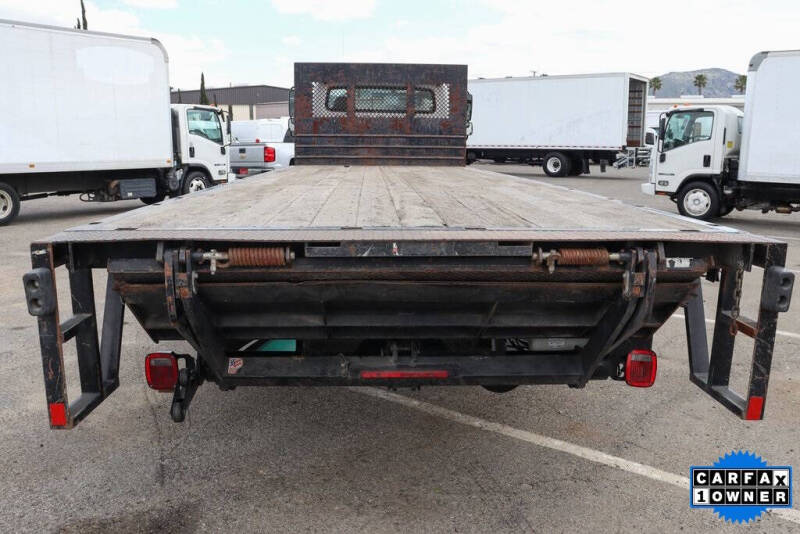 2019 Freightliner M2 106