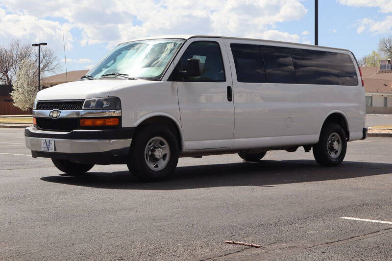 2017 Chevrolet Express LT 3500