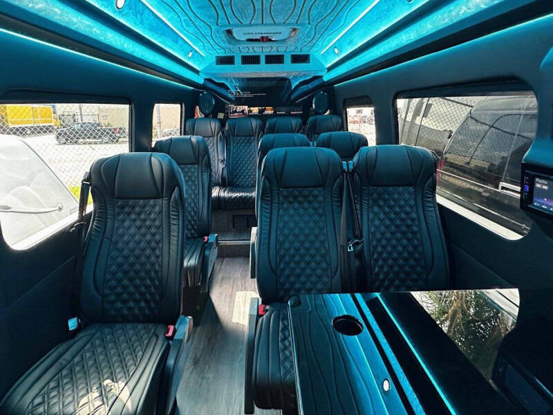 2024 Mercedes-Benz Sprinter