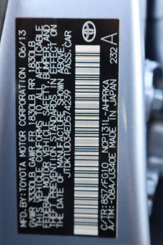 2014 Toyota Yaris 5-Door LE