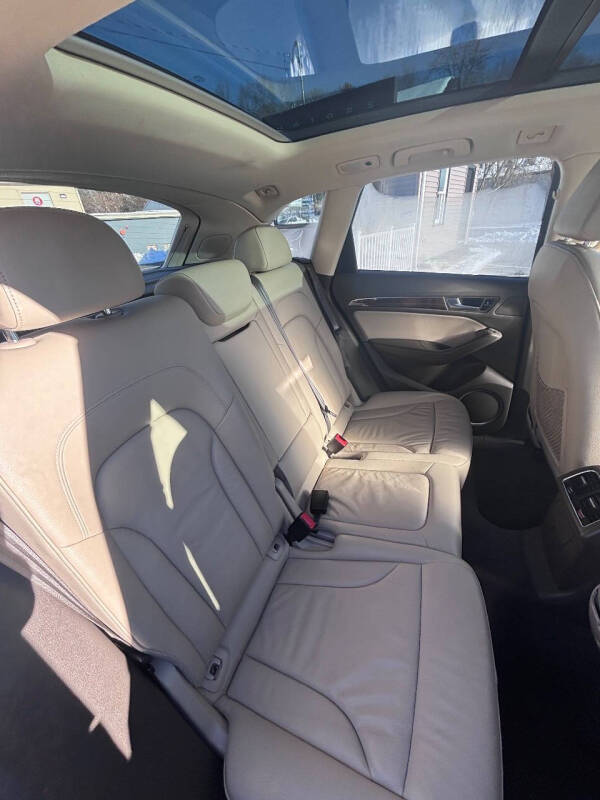 2016 Audi Q5 2.0T quattro Premium Plus