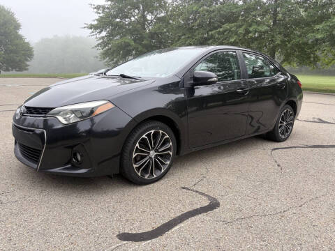 2015 Toyota Corolla S Plus