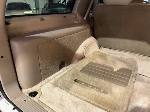 2000 Cadillac Escalade