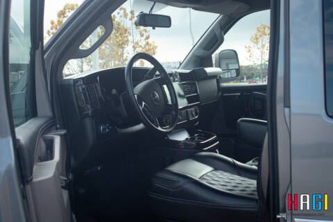 2023 GMC Savana 2500