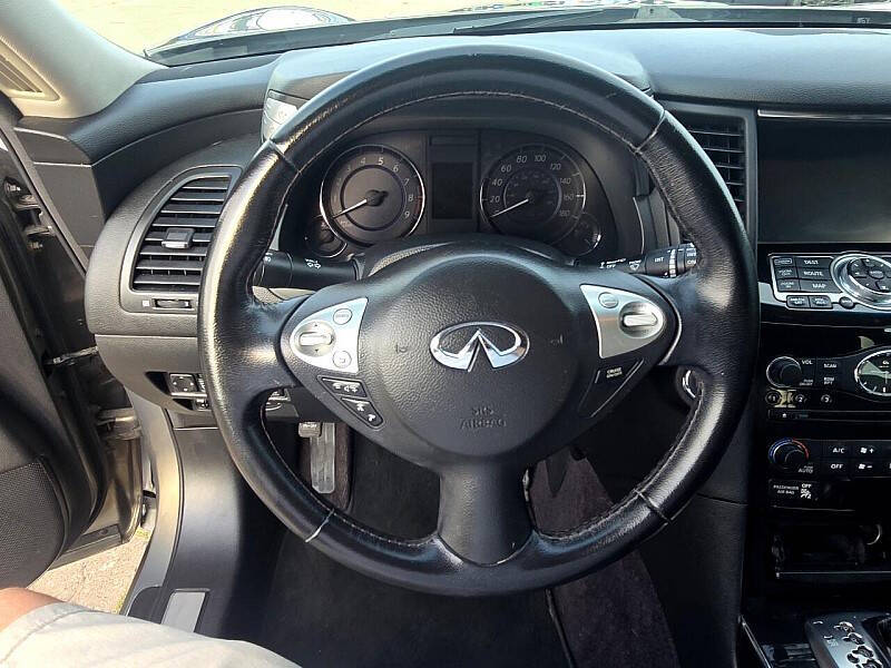2015 Infiniti QX70