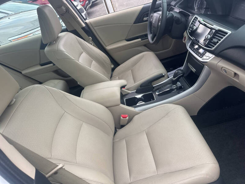 2015 Honda Accord EX-L w/Navi