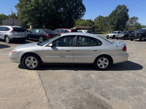 2004 Ford Taurus SES