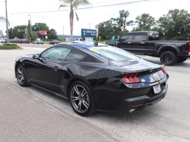 2024 Ford Mustang EcoBoost