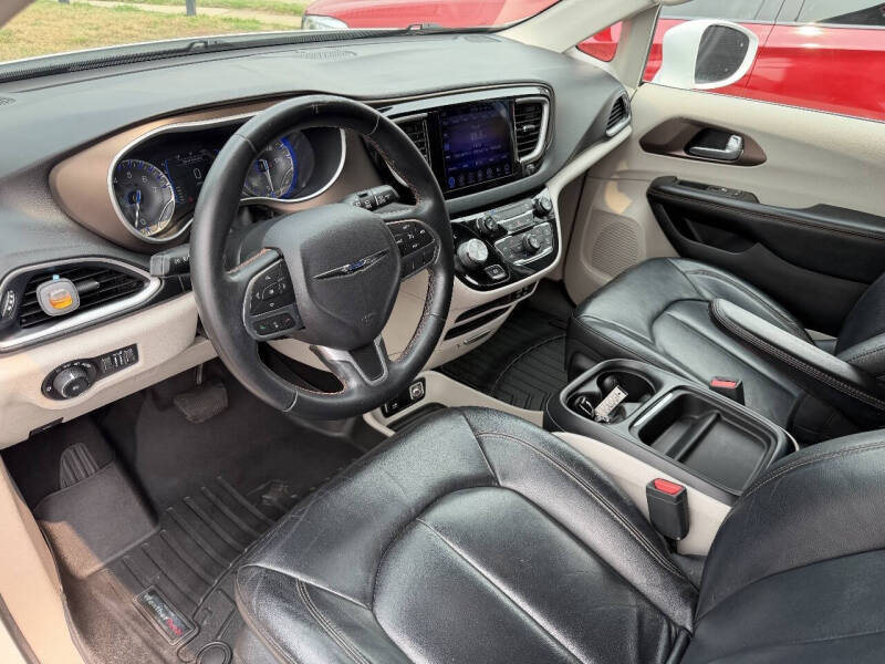 2017 Chrysler Pacifica Touring Plus