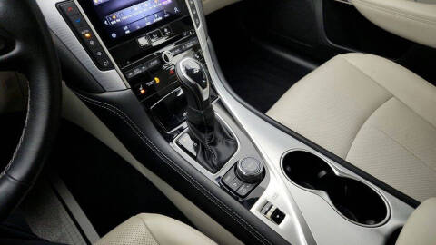 2023 Infiniti Q50 Luxe