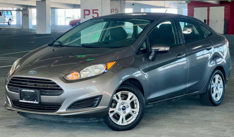 2014 Ford Fiesta null photo 3