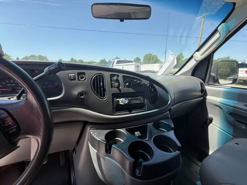2006 Ford E-Series E-350 SD XL