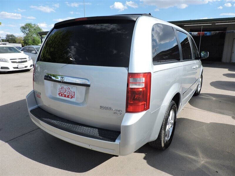 2009 Dodge Grand Caravan SXT