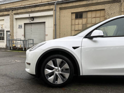 2020 Tesla Model Y Long Range