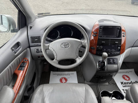 2010 Toyota Sienna XLE