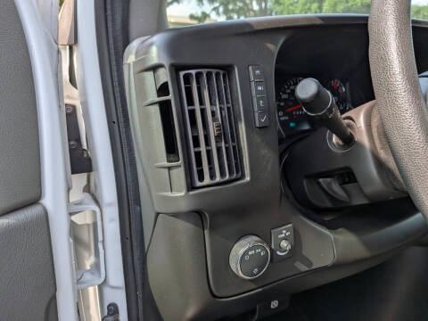 2023 Chevrolet Express 2500