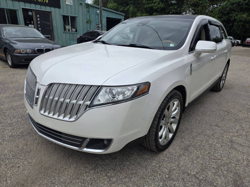 2011 Lincoln MKT