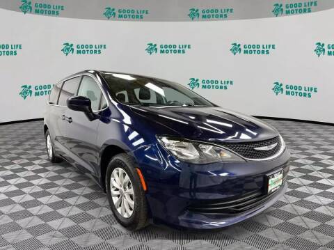 2017 Chrysler Pacifica for sale at Good Life Motors in Nampa ID