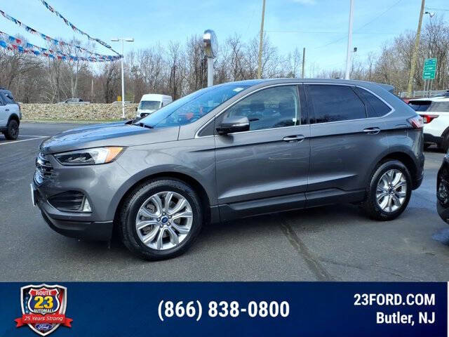 2022 Ford Edge Titanium
