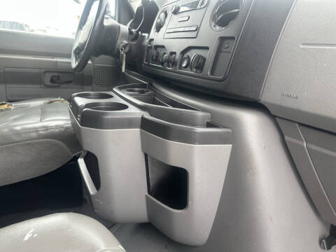 2009 Ford E-Series E-250