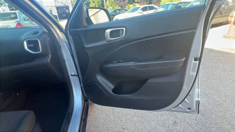 2022 Hyundai Venue SE