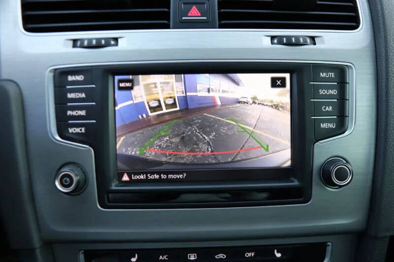 2017 Volkswagen Golf TSI Wolfsburg Edition