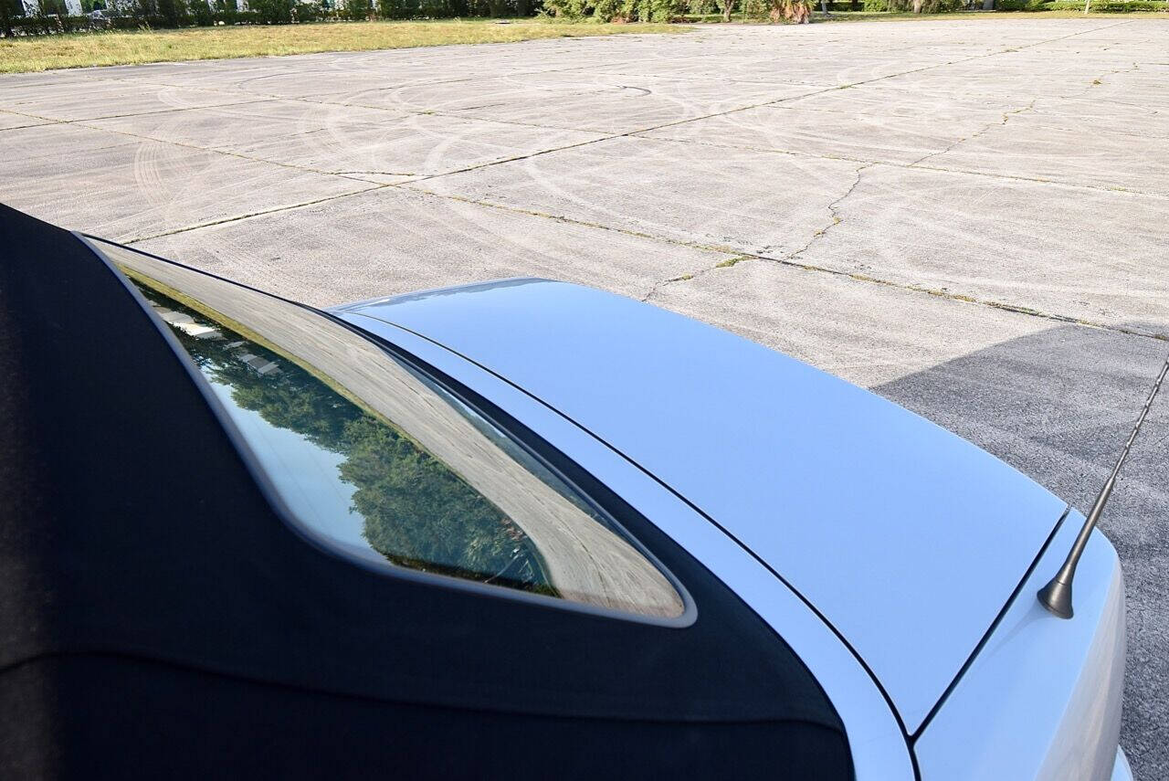 2003 BMW M3 27