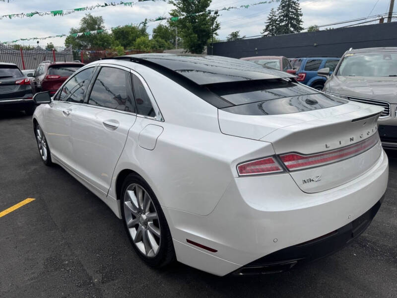 2016 Lincoln MKZ