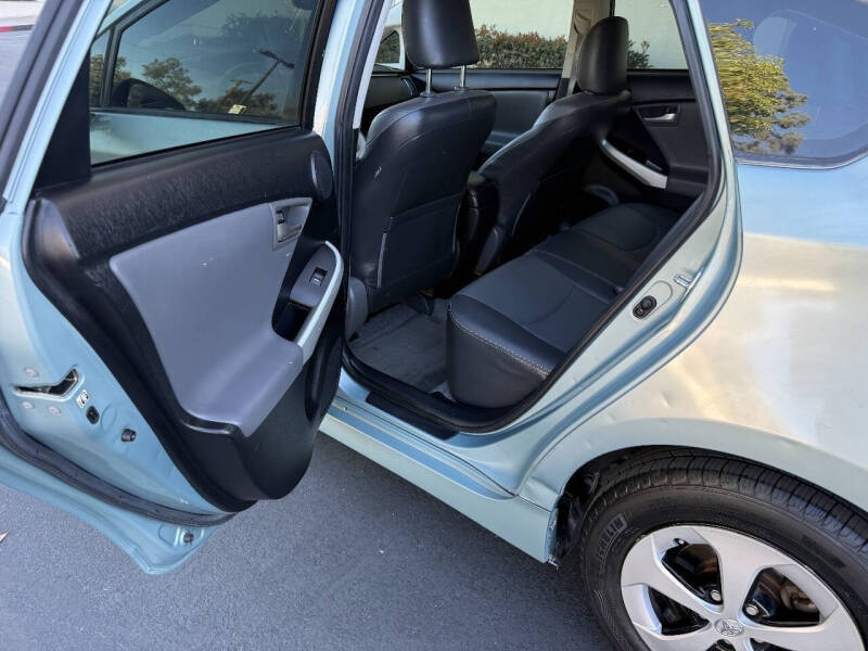2013 Toyota Prius Four