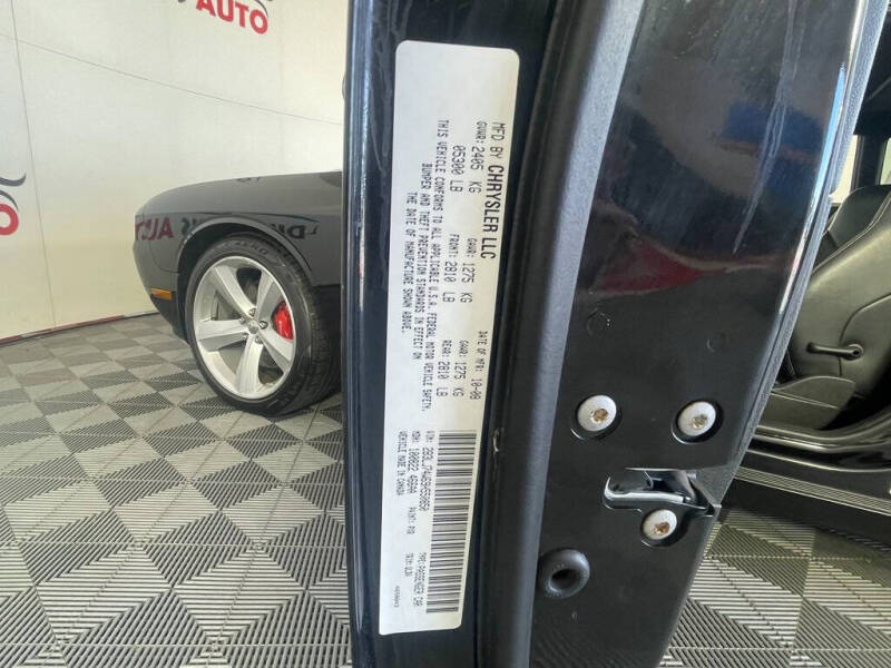 2009 Dodge Challenger SRT8