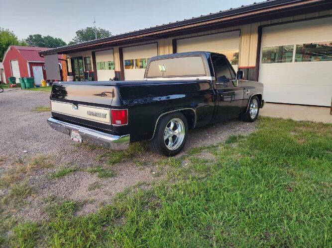 1987 Chevrolet Silverado 1500 SS Classic